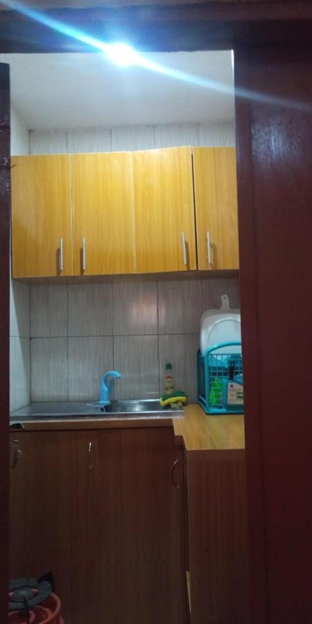 The Edgewood Manor, Entire Service Apartment With 24 Hours Power 아쿠레 외부 사진